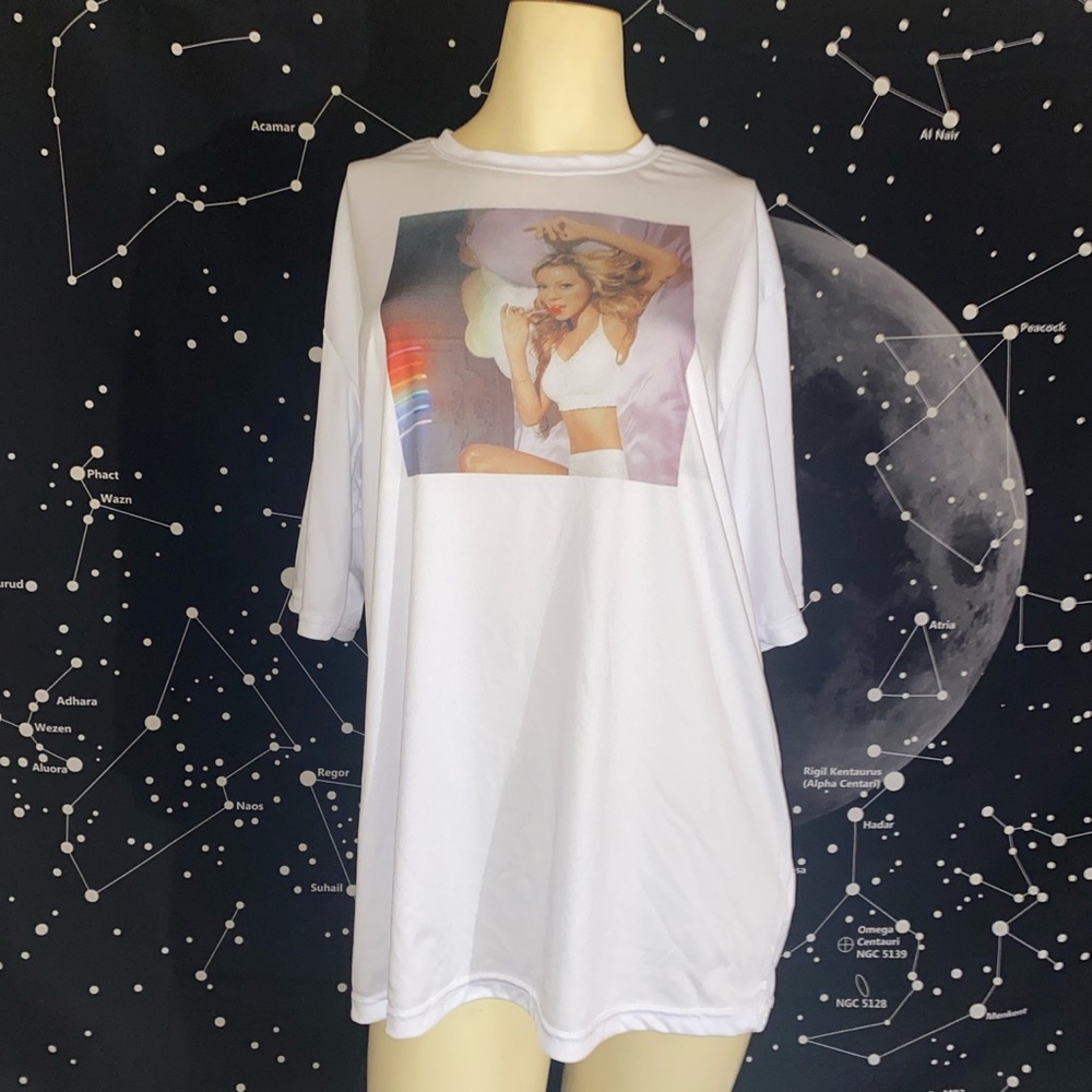 Mariah Carey fantasy graphic tee. 💓💓 - Picture 2 of 4
